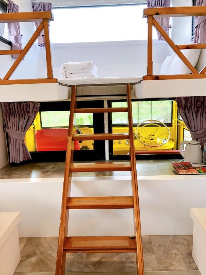 Artisan Hostel Тоученг Екстериор снимка