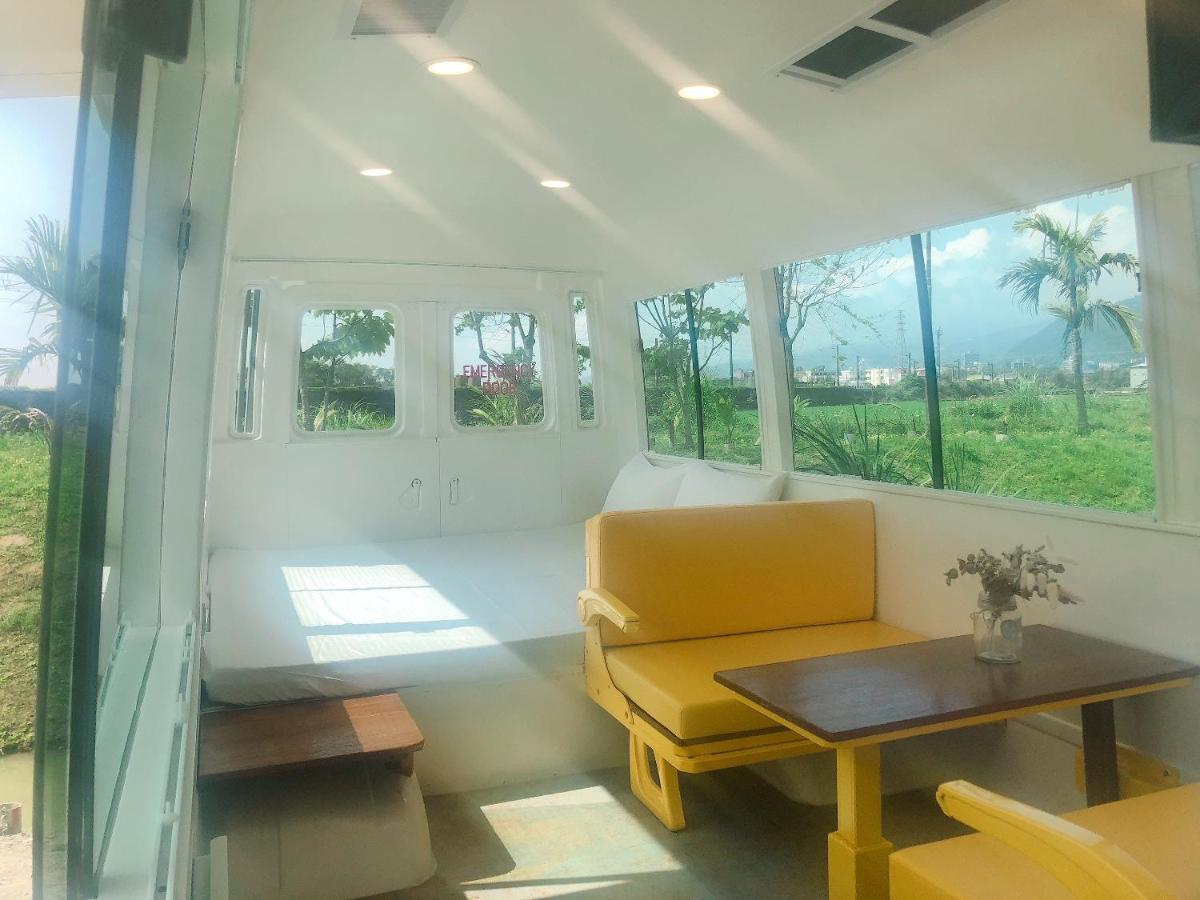 Artisan Hostel Тоученг Екстериор снимка