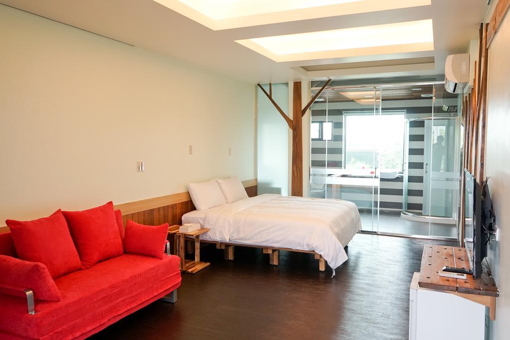 Artisan Hostel Тоученг Екстериор снимка