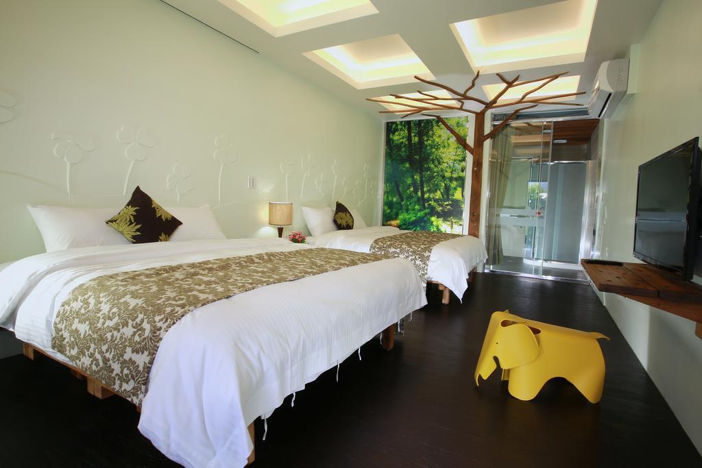 Artisan Hostel Тоученг Екстериор снимка