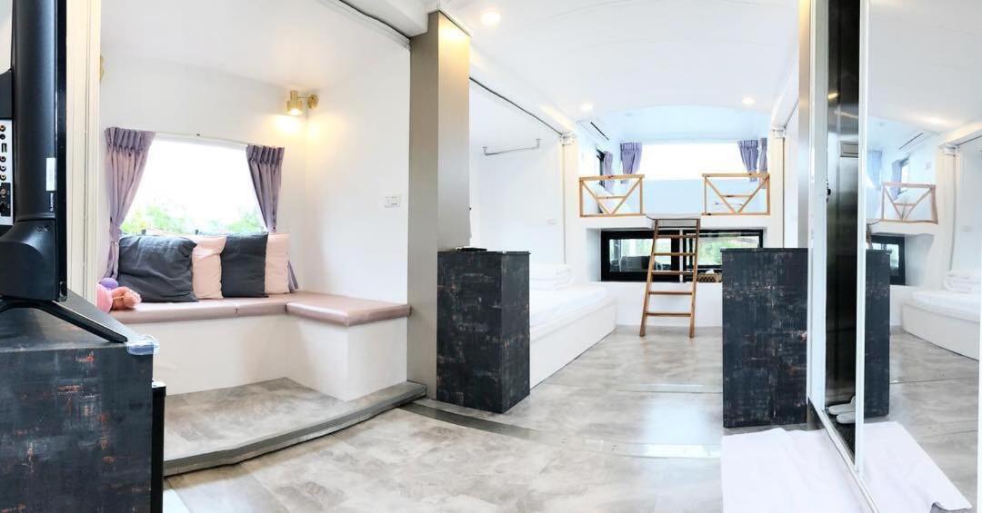 Artisan Hostel Тоученг Екстериор снимка